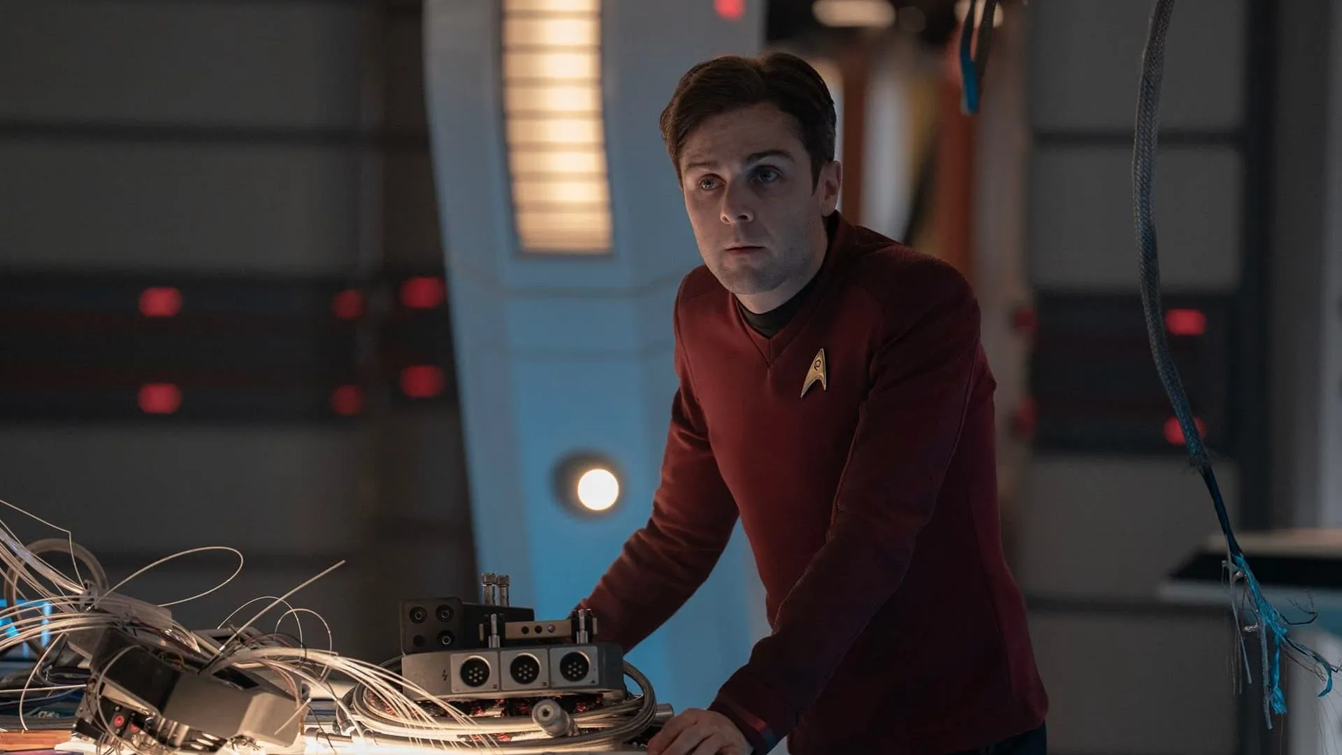 Star Trek Strange New Worlds'te Scotty'nin gemi sevgisinin kökenleri anlatılıyor