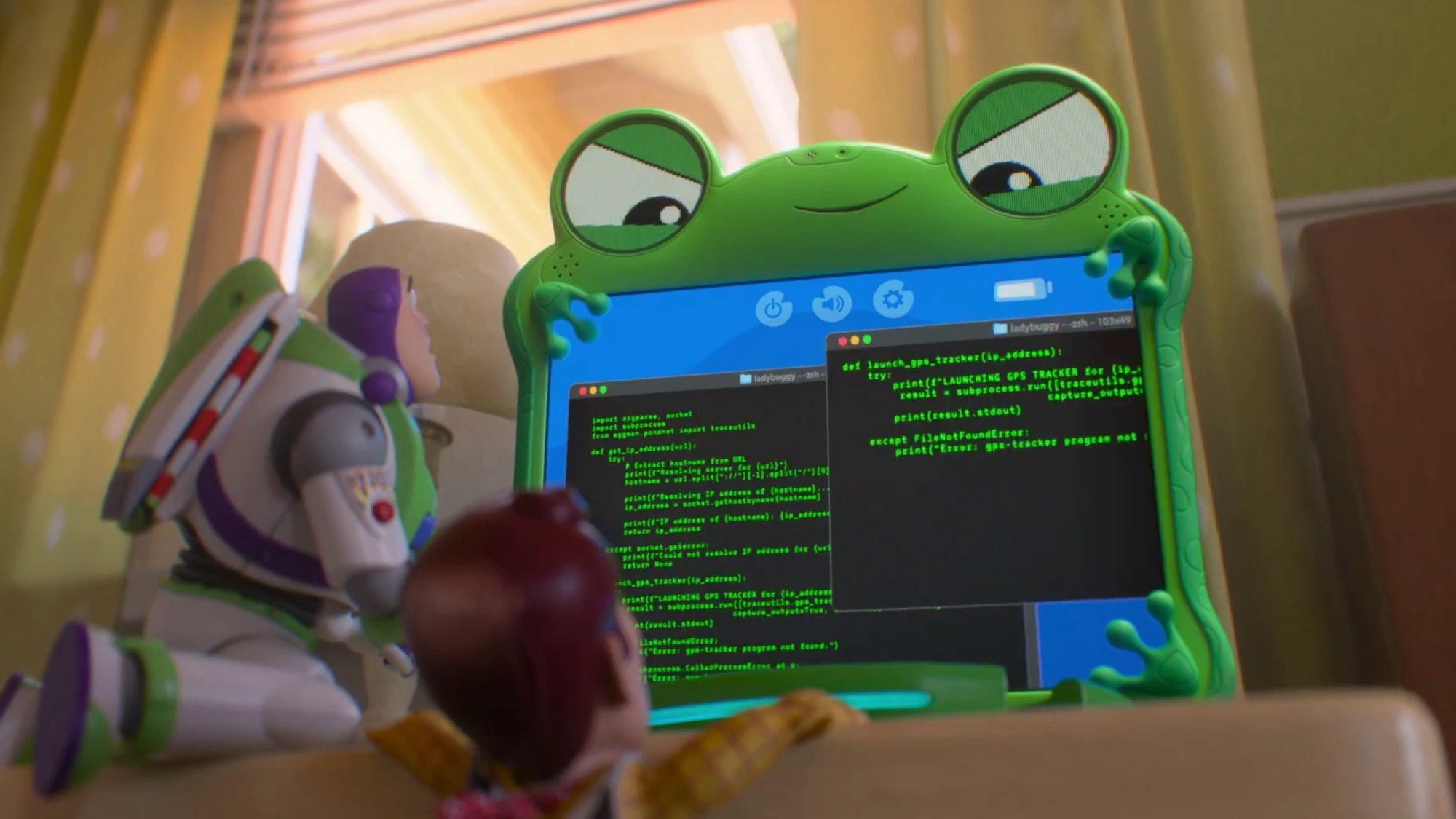 Buzz ve Jessie, Toy Story 5'te teknoloji ile oyuncaklar arasındaki gerilimi konu alan bir sahnede bir arada görünüyor